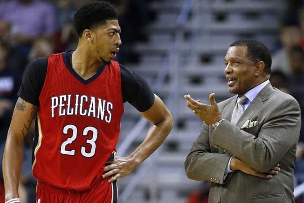 斯保持领先 斯保持领先