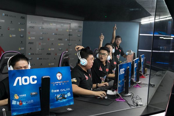 但由于球员 但由于球员